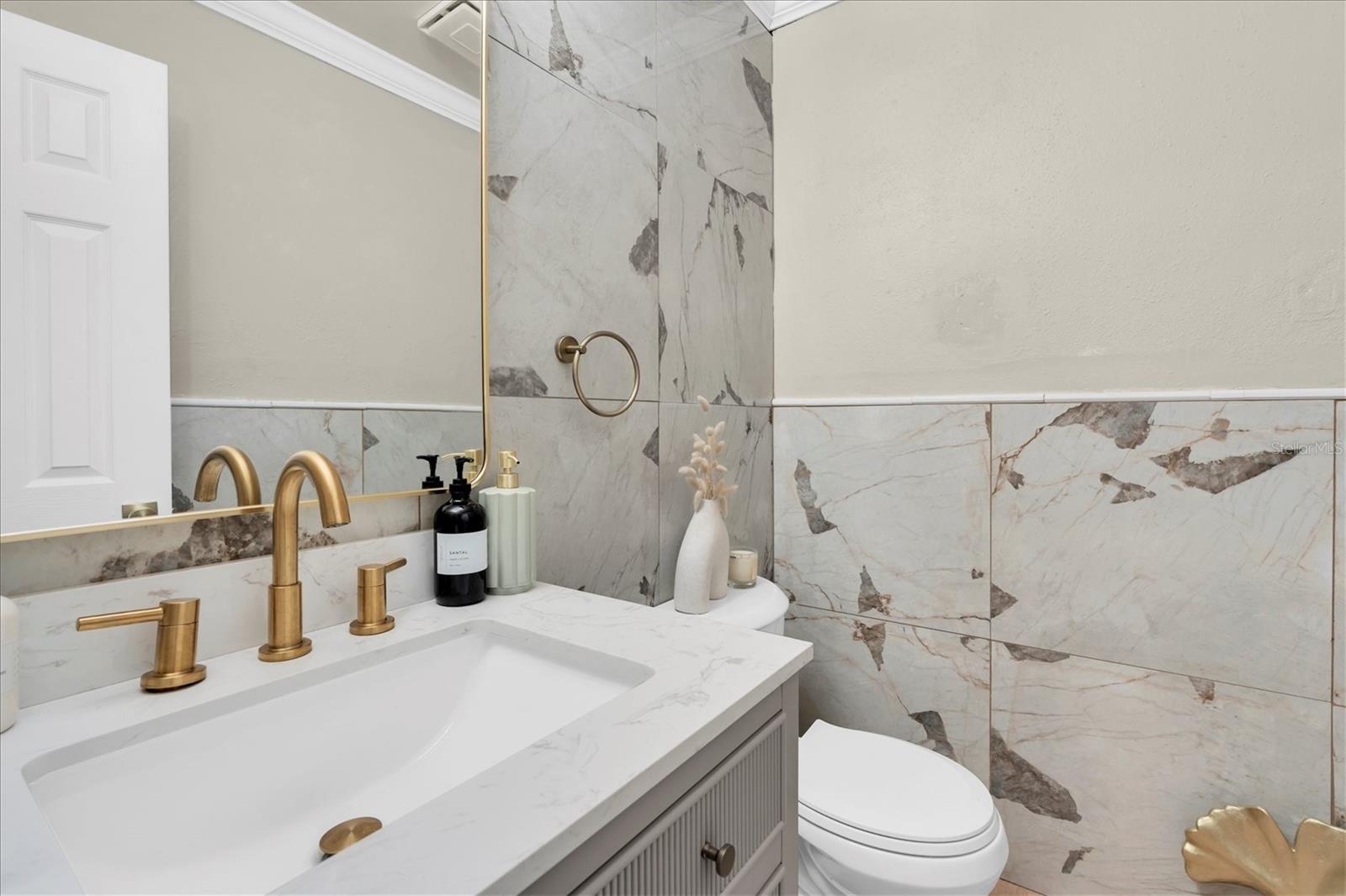 1901 LANDSIDE DR — photo 37