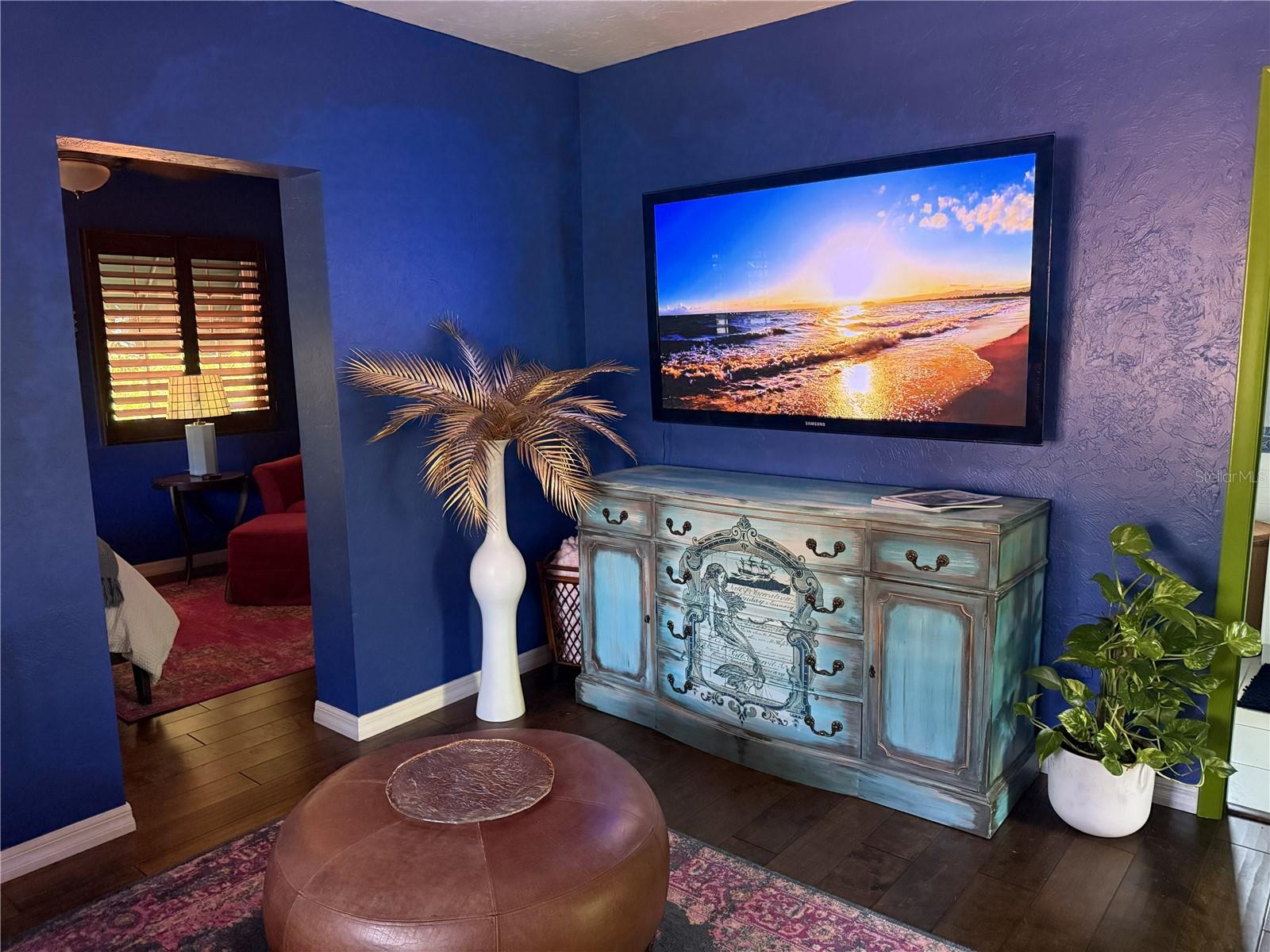 451 WOODLAND DR — photo 8