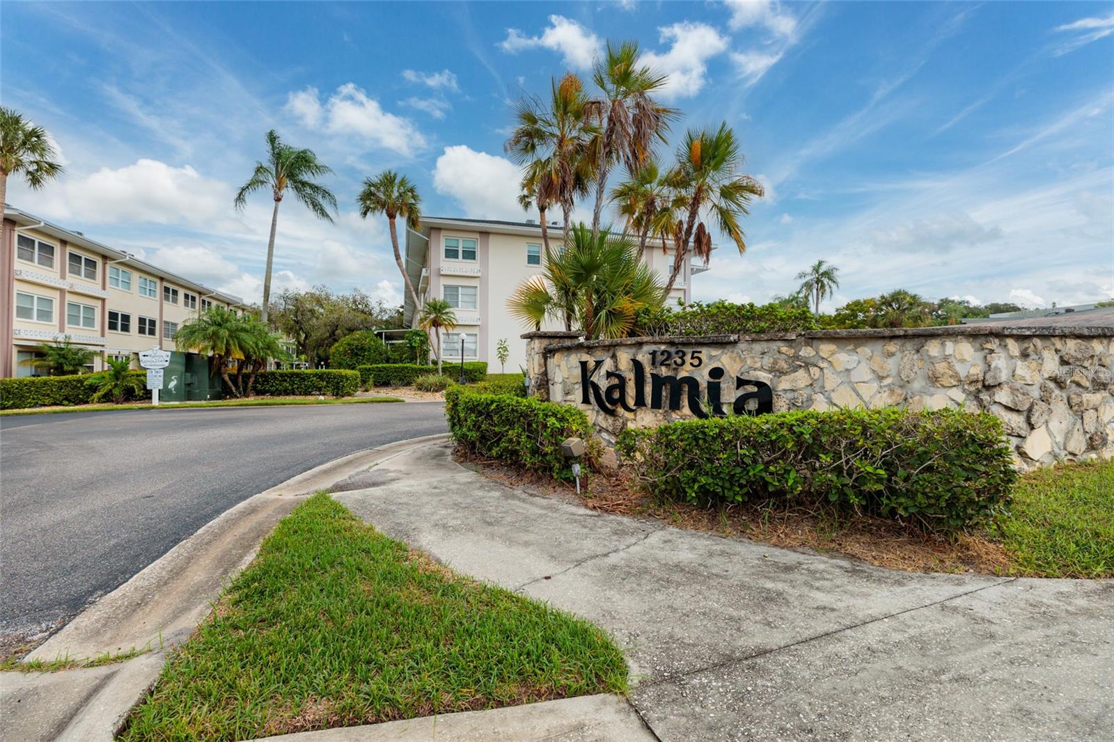 1235 S HIGHLAND AVE #2-301 — photo 49