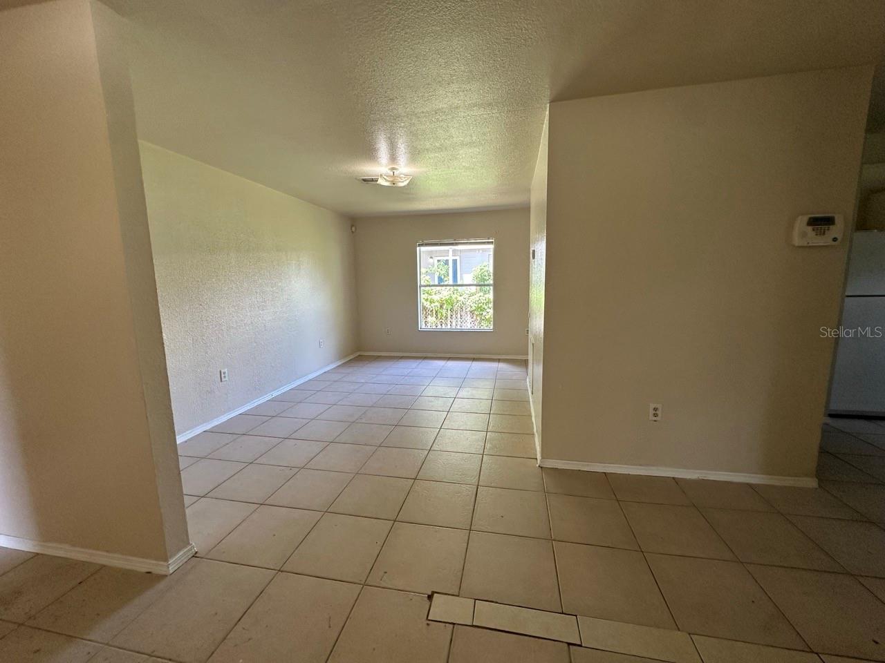3613 E CHELSEA ST — photo 16