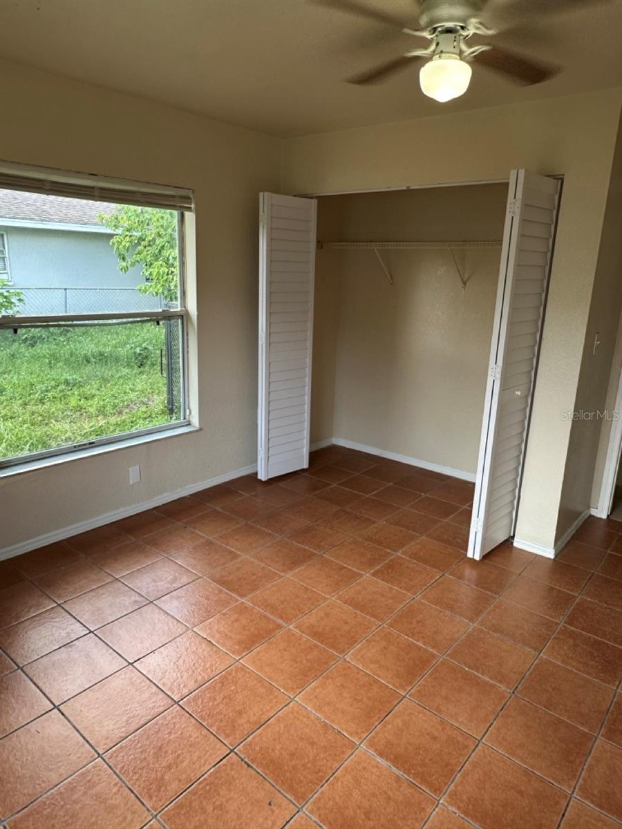 3613 E CHELSEA ST — photo 27