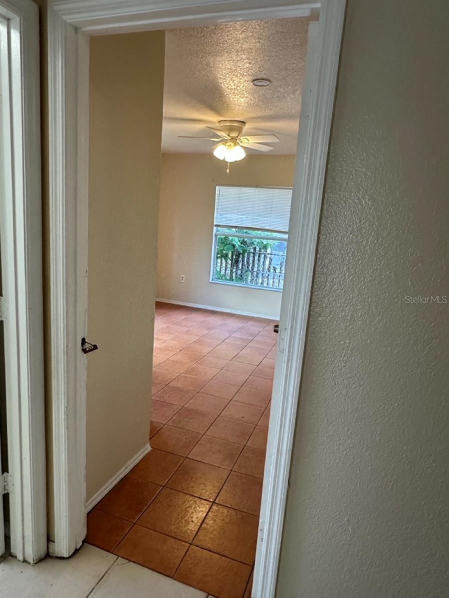 3613 E CHELSEA ST — photo 21