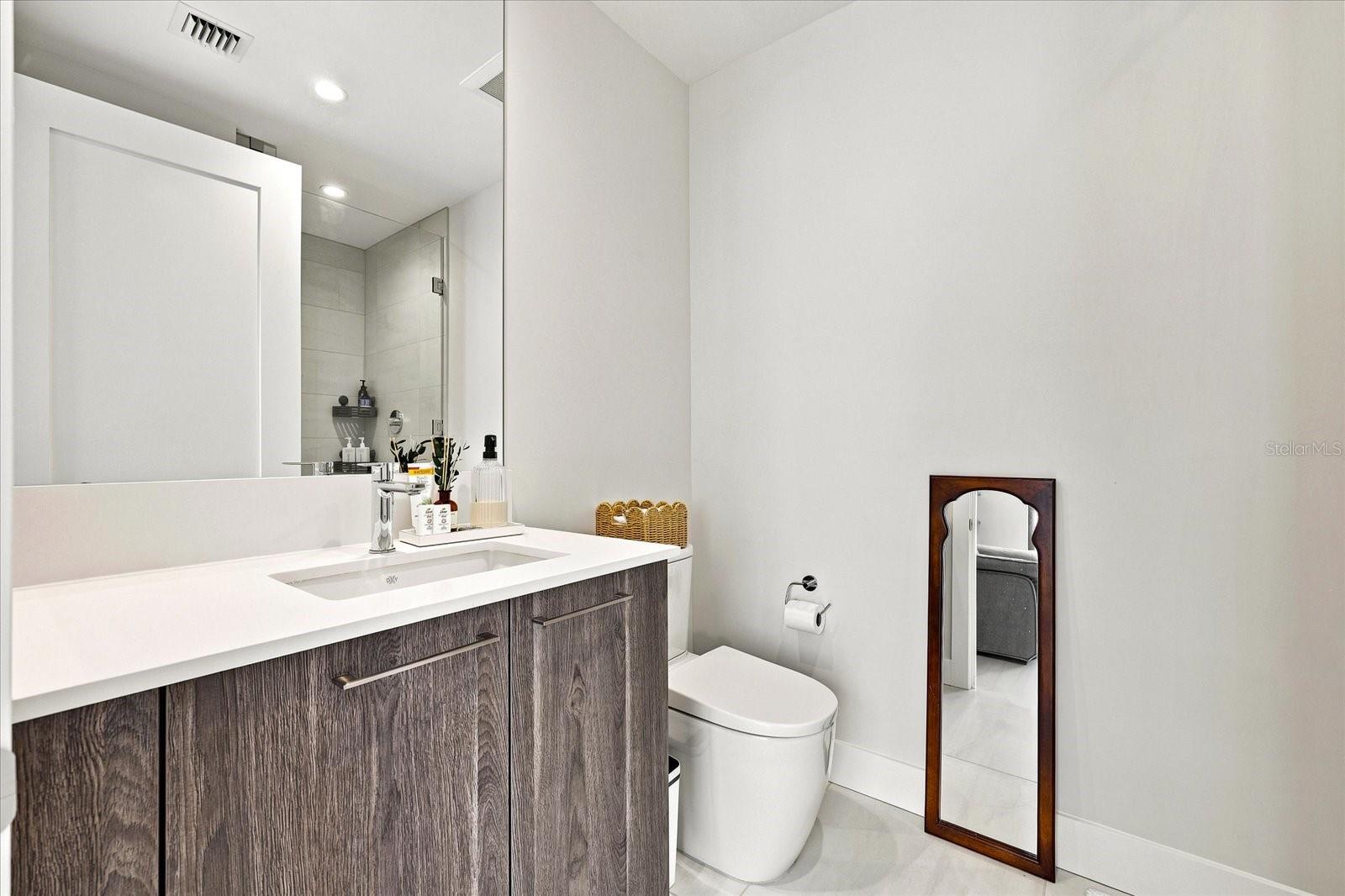 275 1ST AVE S #3308 — photo 38