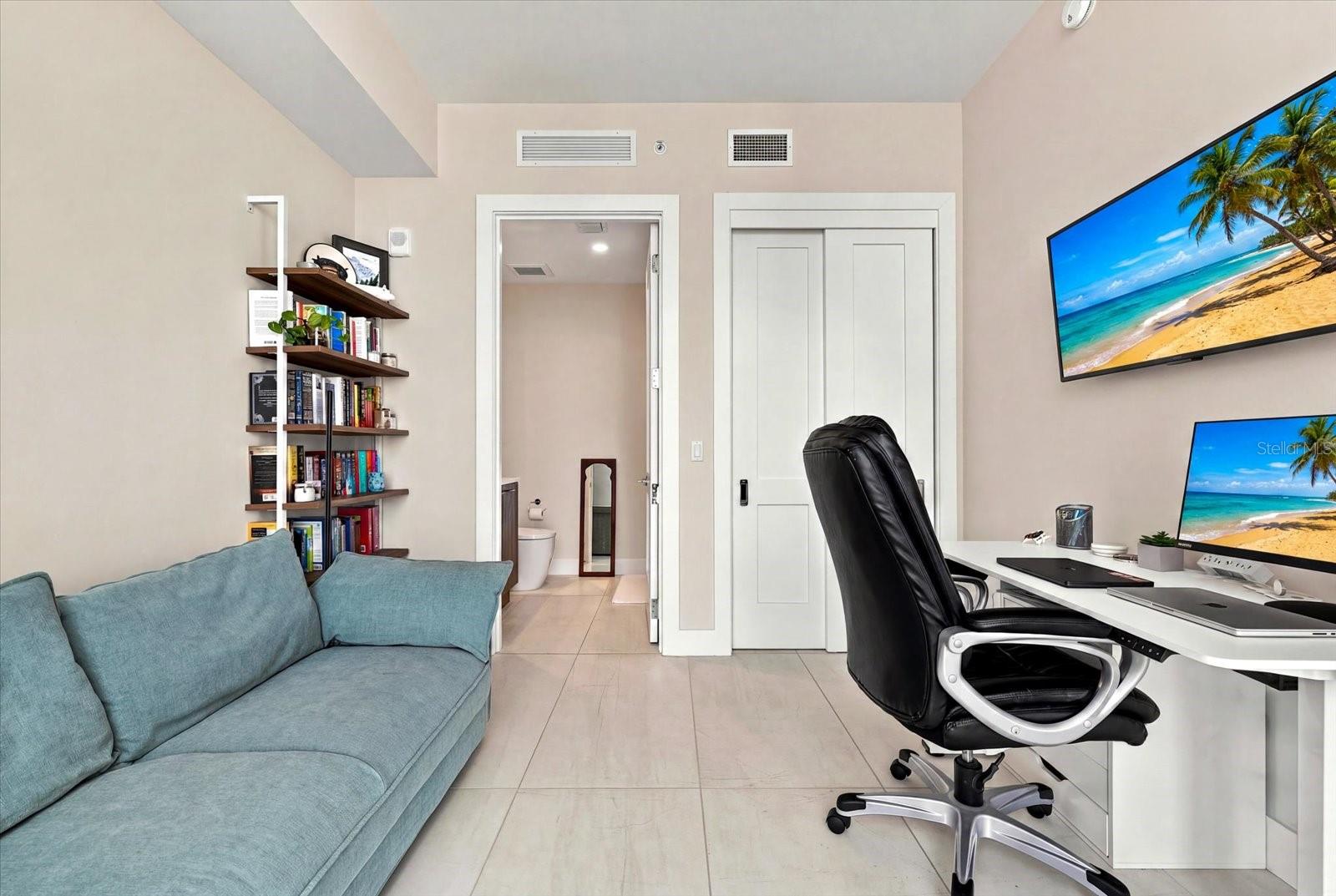 275 1ST AVE S #3308 — photo 36