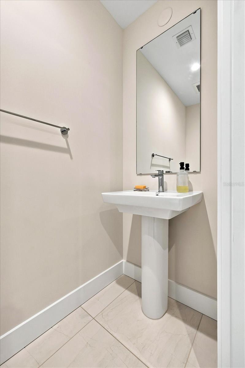 275 1ST AVE S #3308 — photo 25