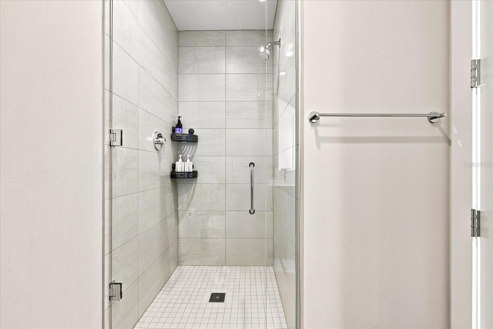 275 1ST AVE S #3308 — photo 39