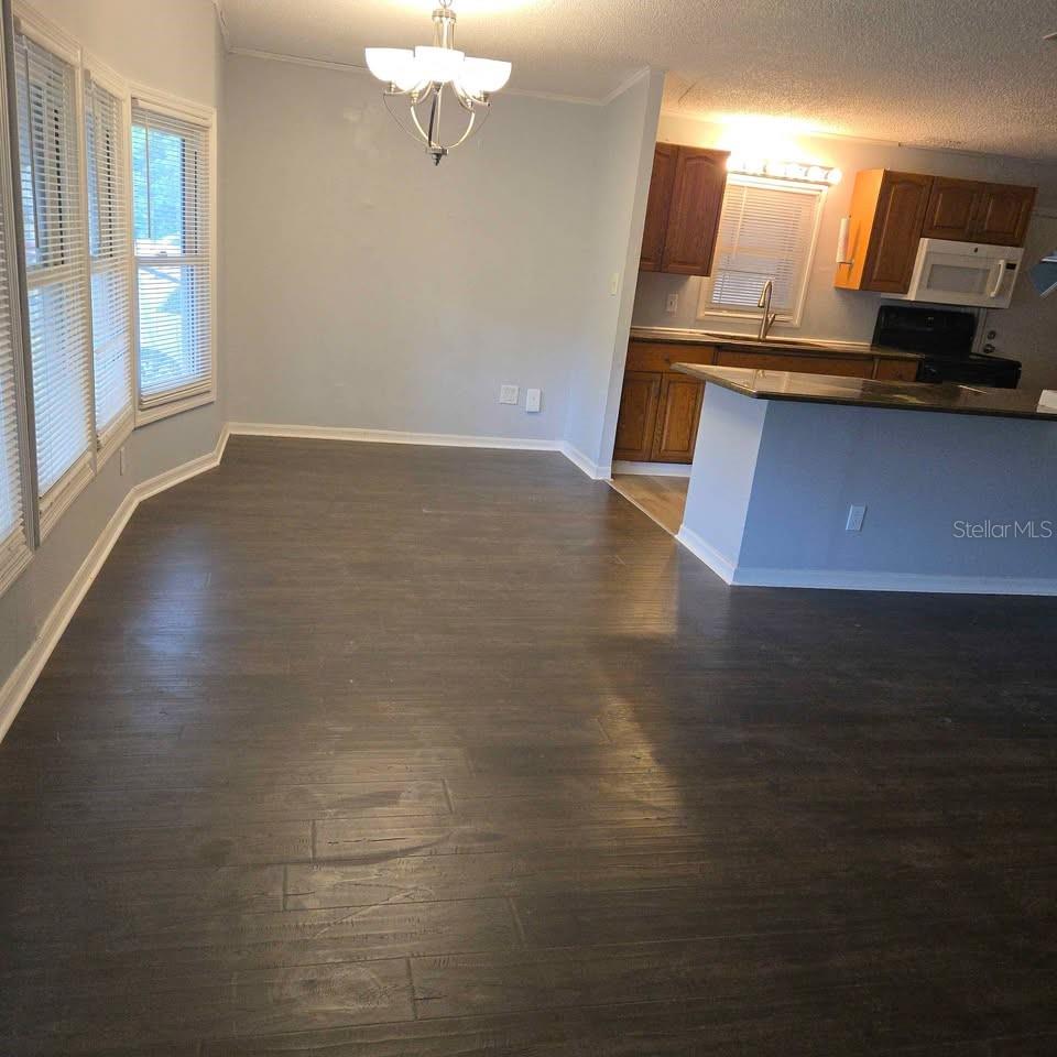Home in NEW PORT RICHEY — photo 23