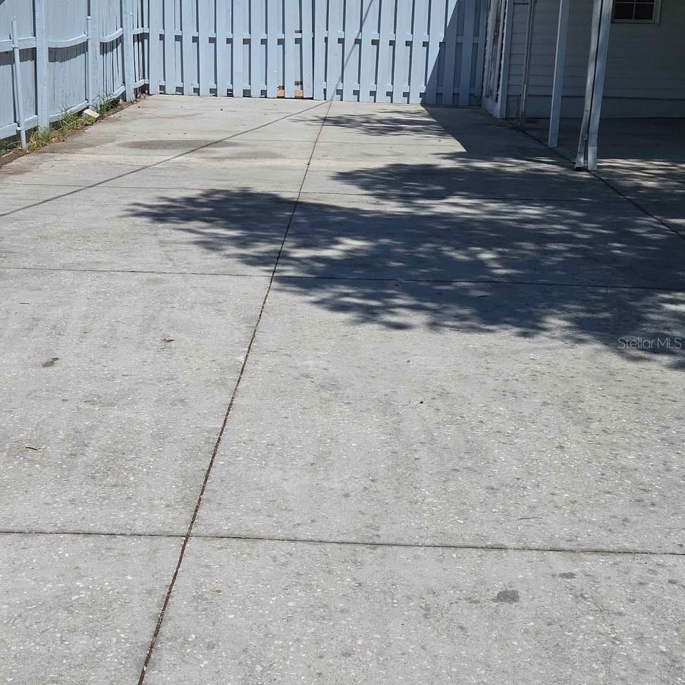 Home in NEW PORT RICHEY — photo 4