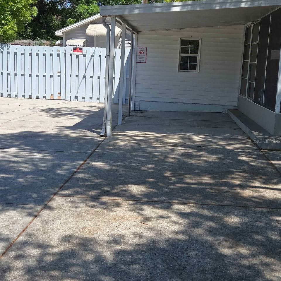 Home in NEW PORT RICHEY — photo 5