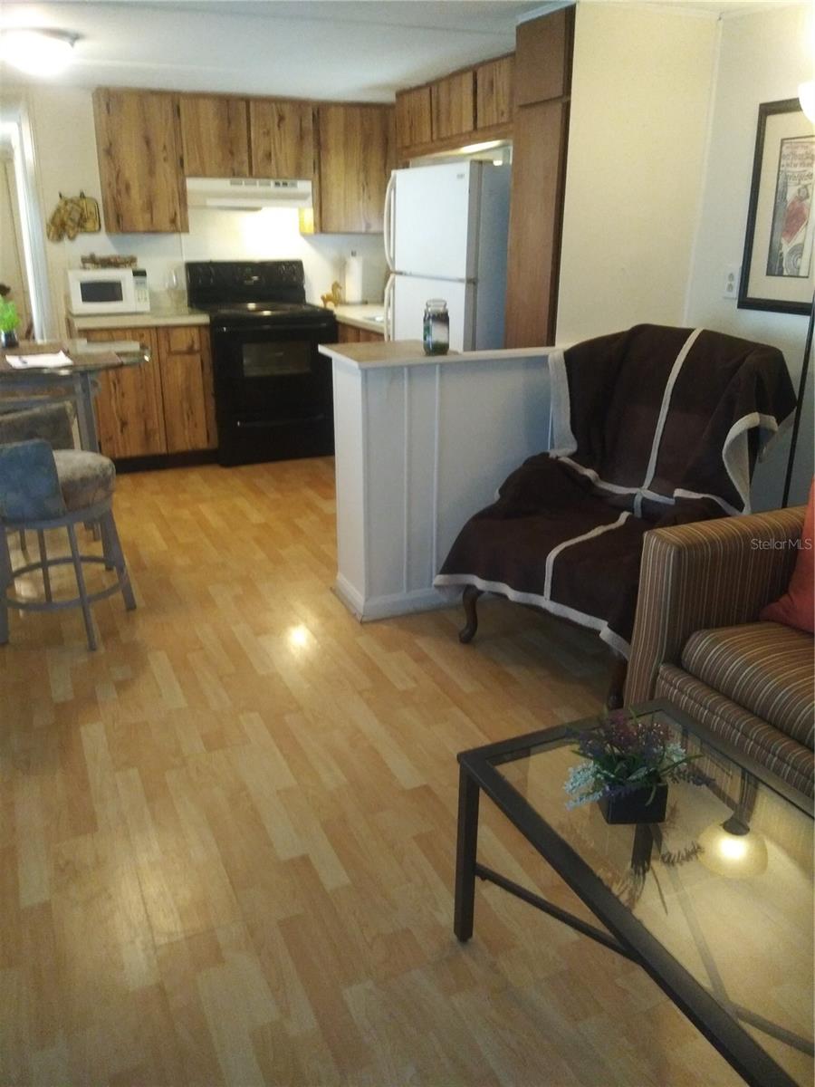 Home in NEW PORT RICHEY — photo 21