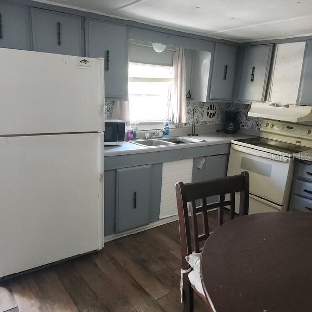 Home in NEW PORT RICHEY — photo 3