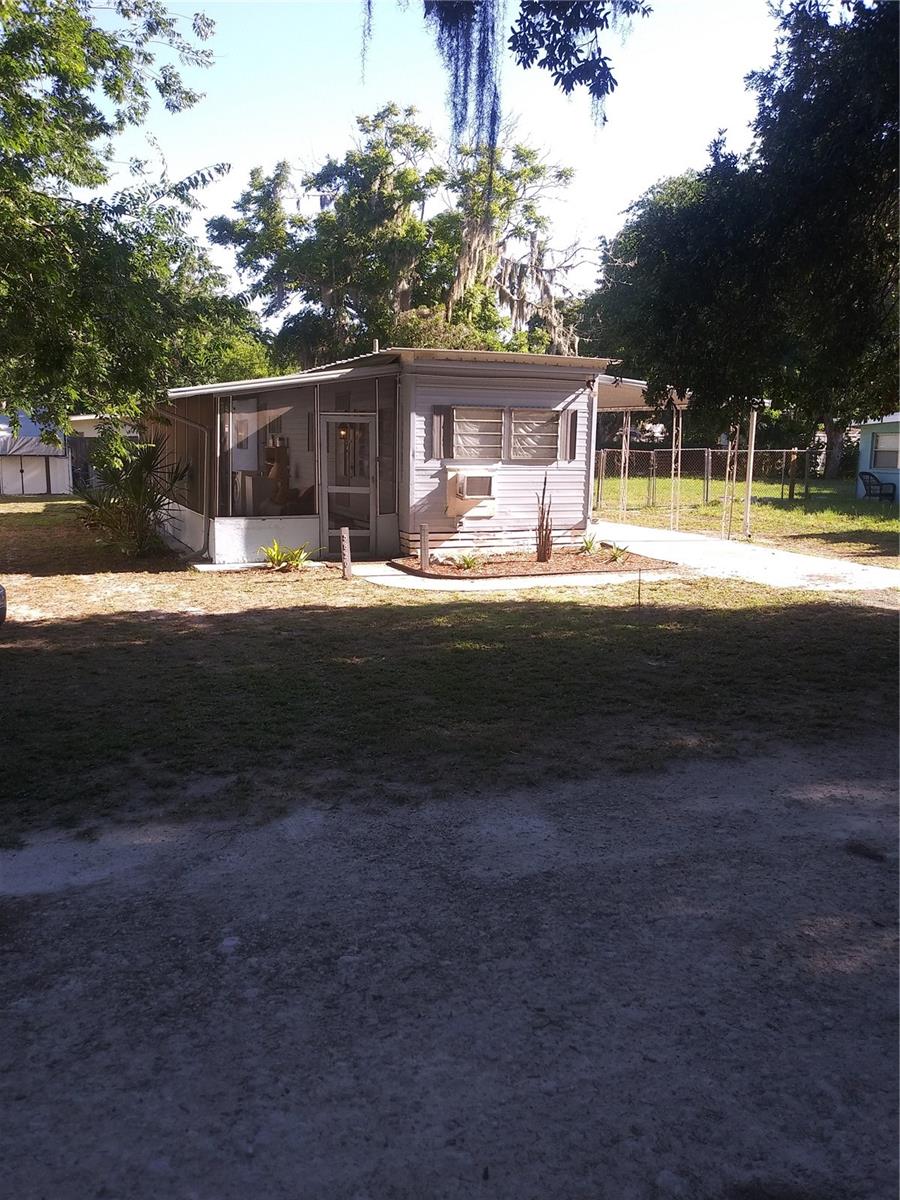 Home in NEW PORT RICHEY — photo 30