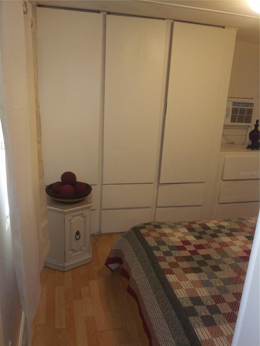 Home in NEW PORT RICHEY — photo 15