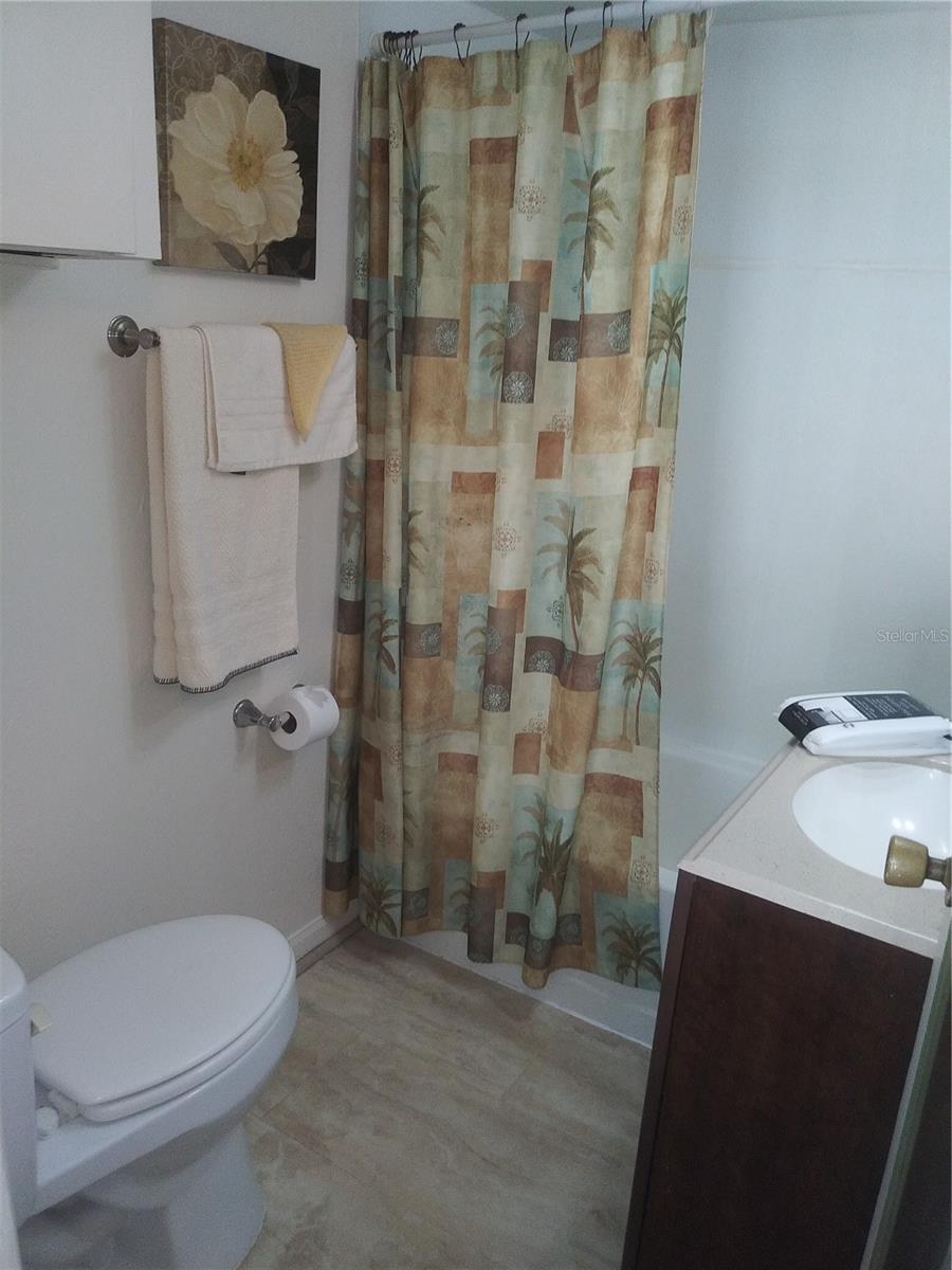 Home in NEW PORT RICHEY — photo 12