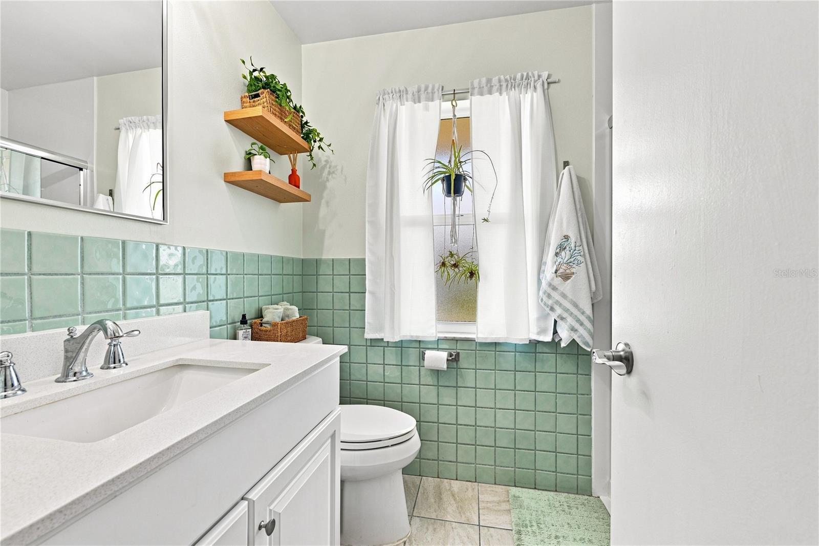 1405 HACIENDA DR — photo 26