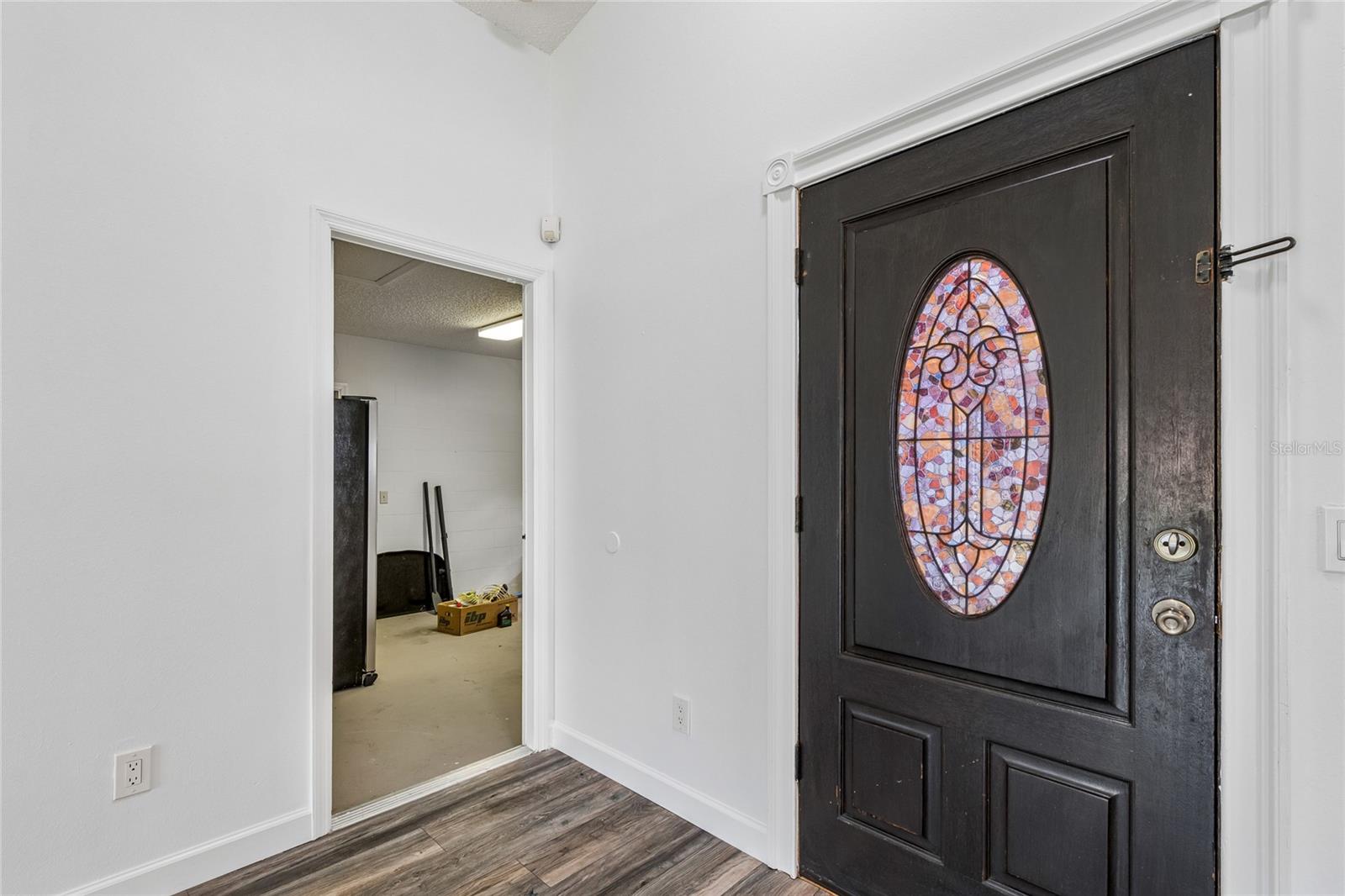 2604 W KIRBY ST — photo 4