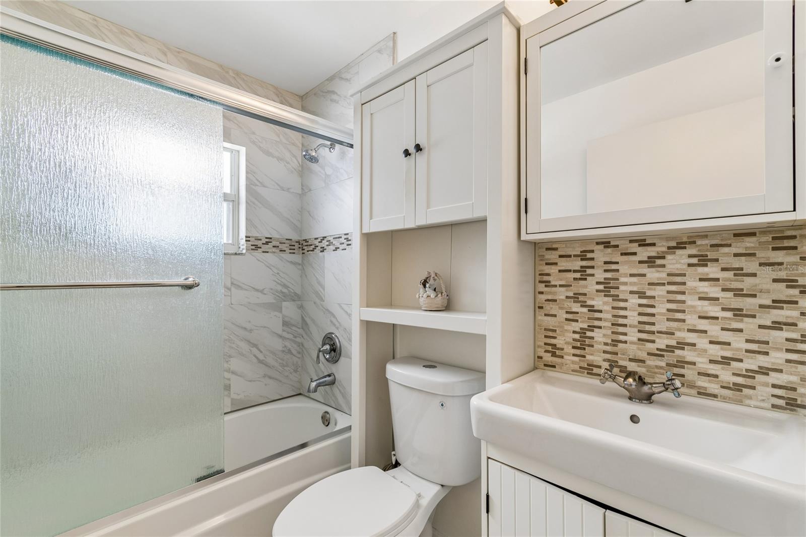 2604 W KIRBY ST — photo 26