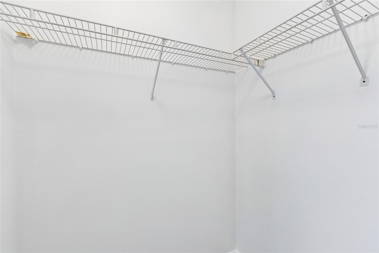 2604 W KIRBY ST — photo 38
