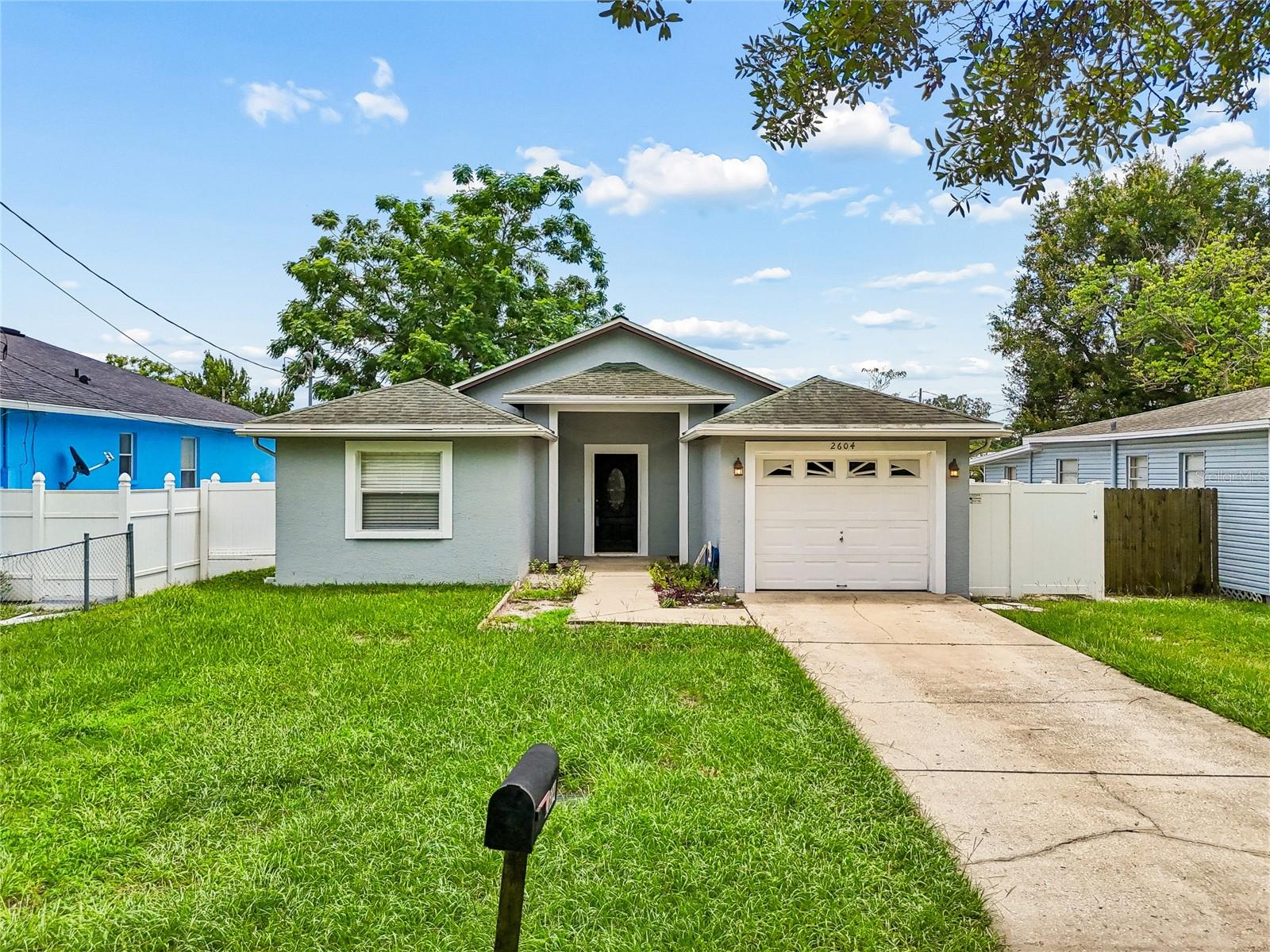 2604 W KIRBY ST — photo 48