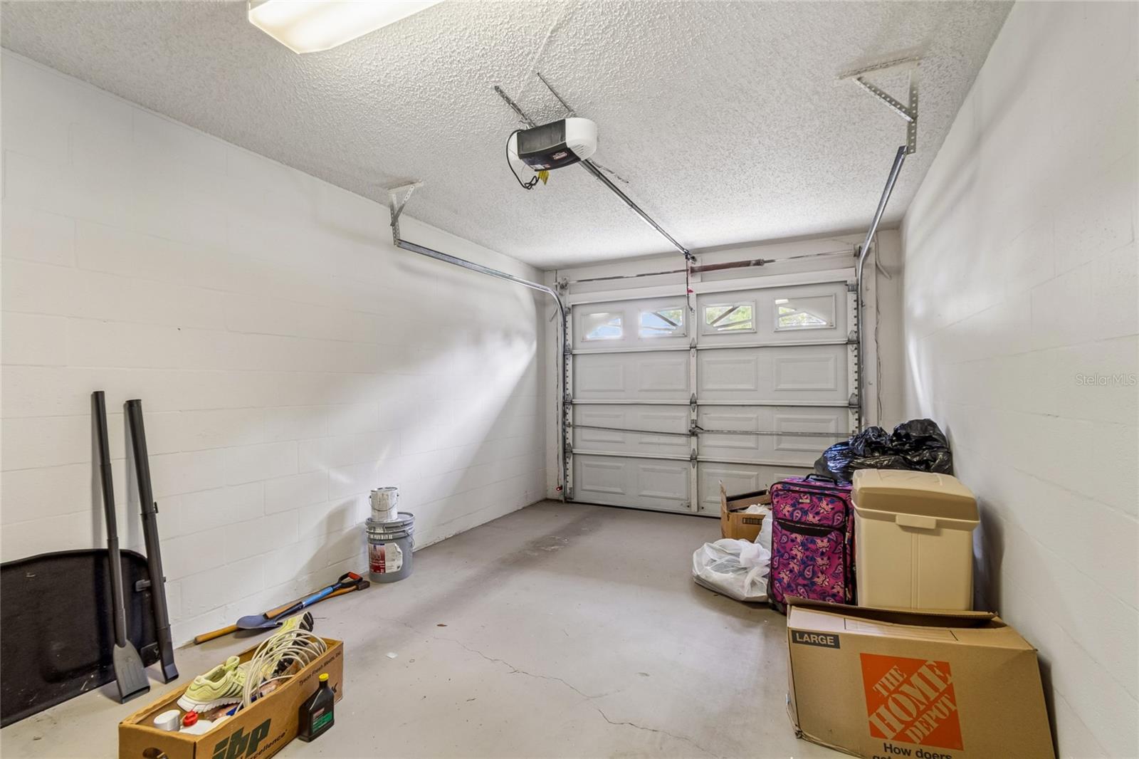 2604 W KIRBY ST — photo 41