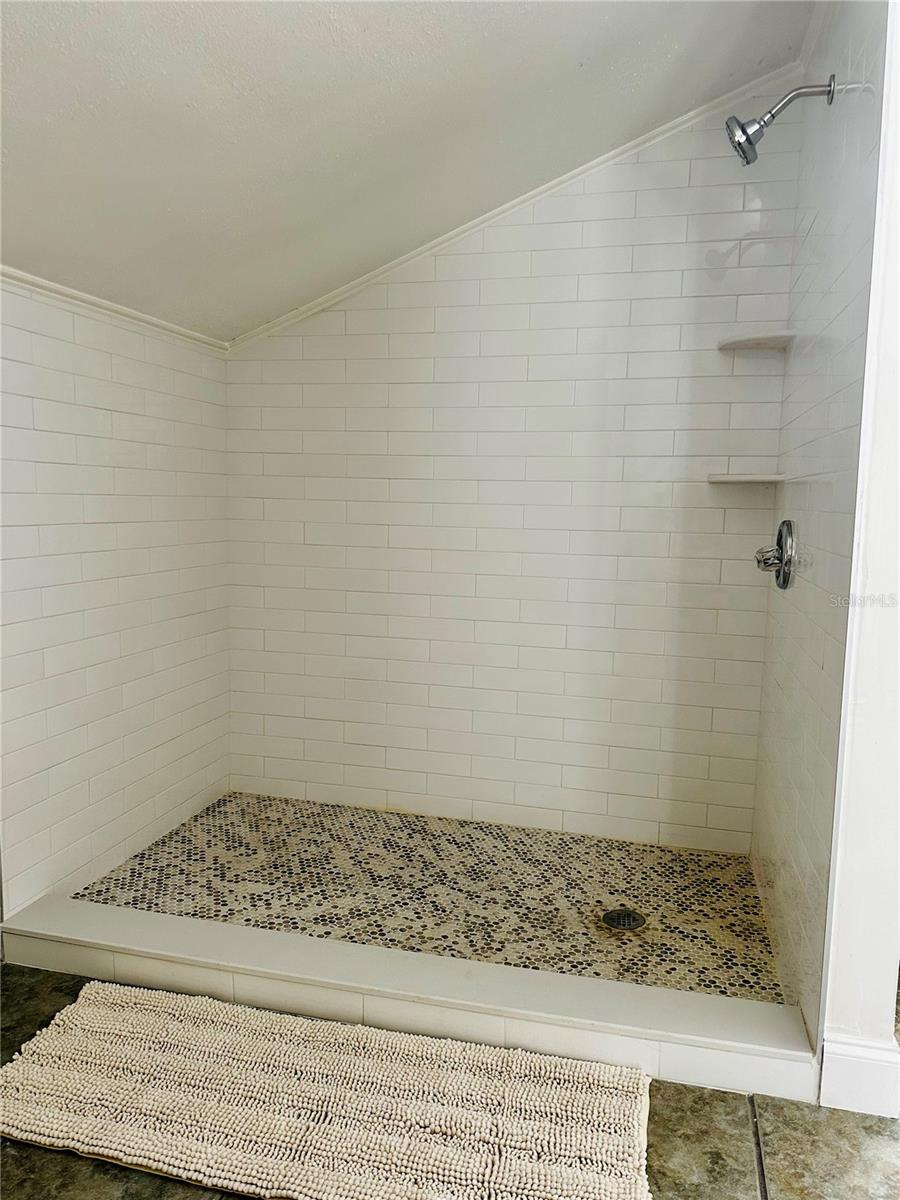1222 E CRAWFORD ST #B — photo 16