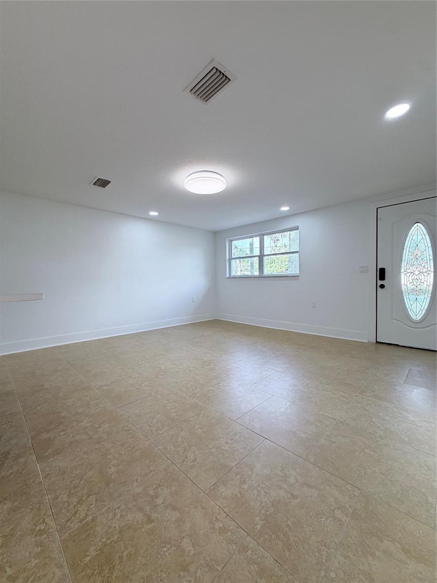 7317 OELSNER ST — photo 12