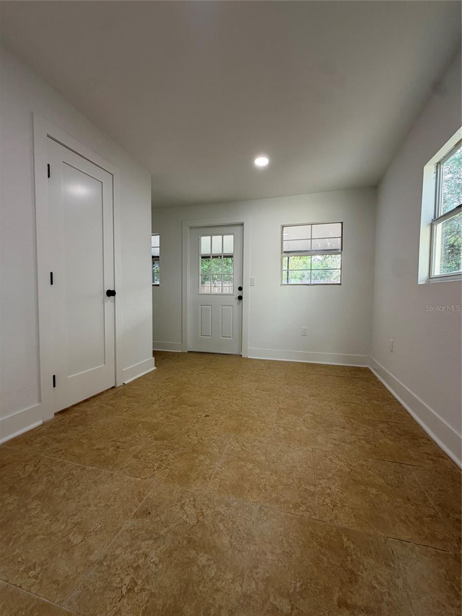 7317 OELSNER ST — photo 19
