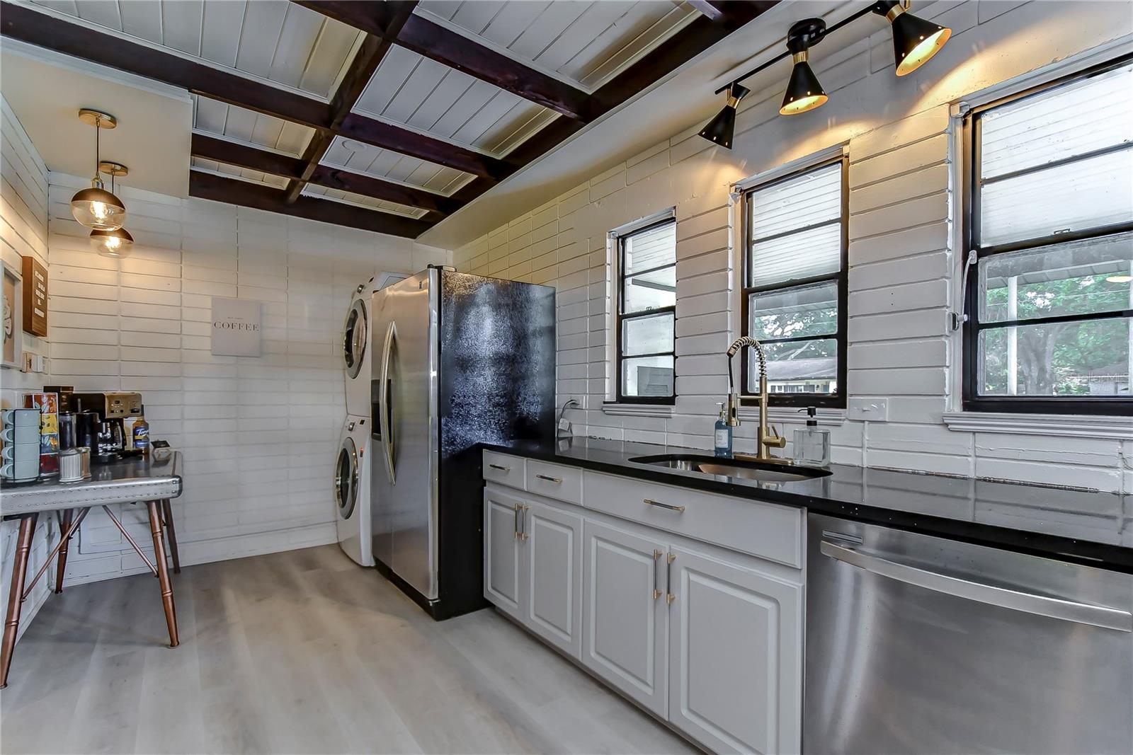 4701 N WILLIS ST — photo 12