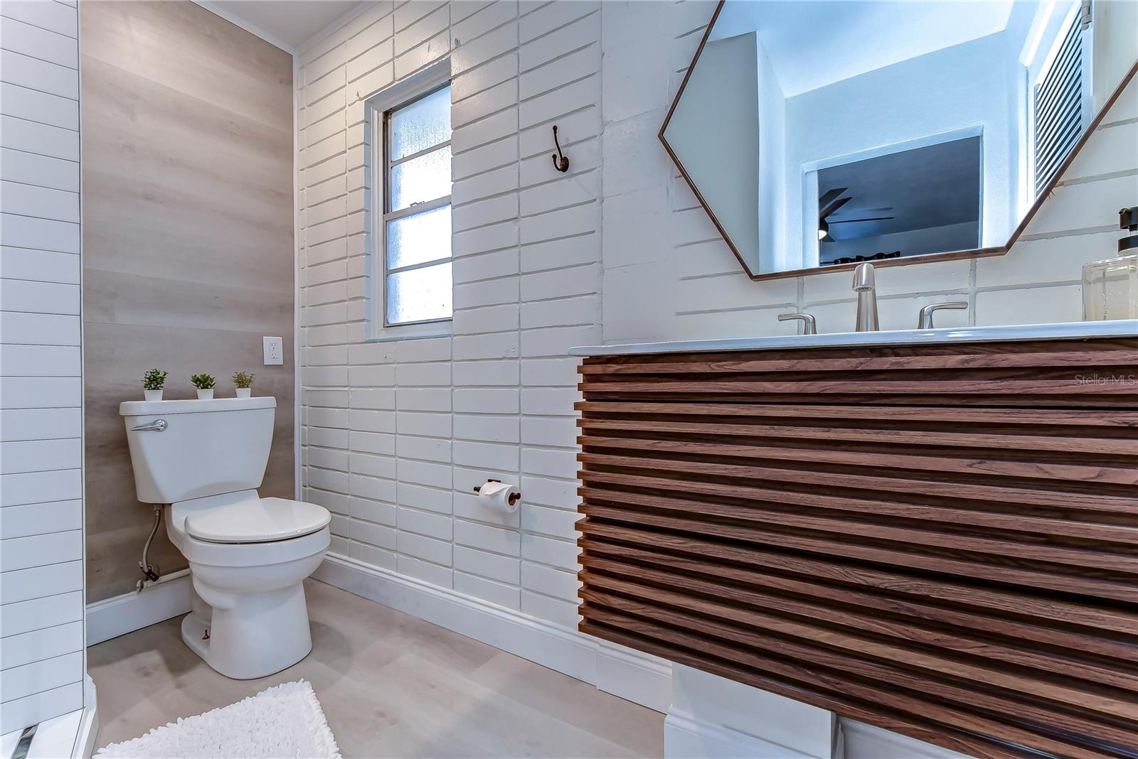 4701 N WILLIS ST — photo 36