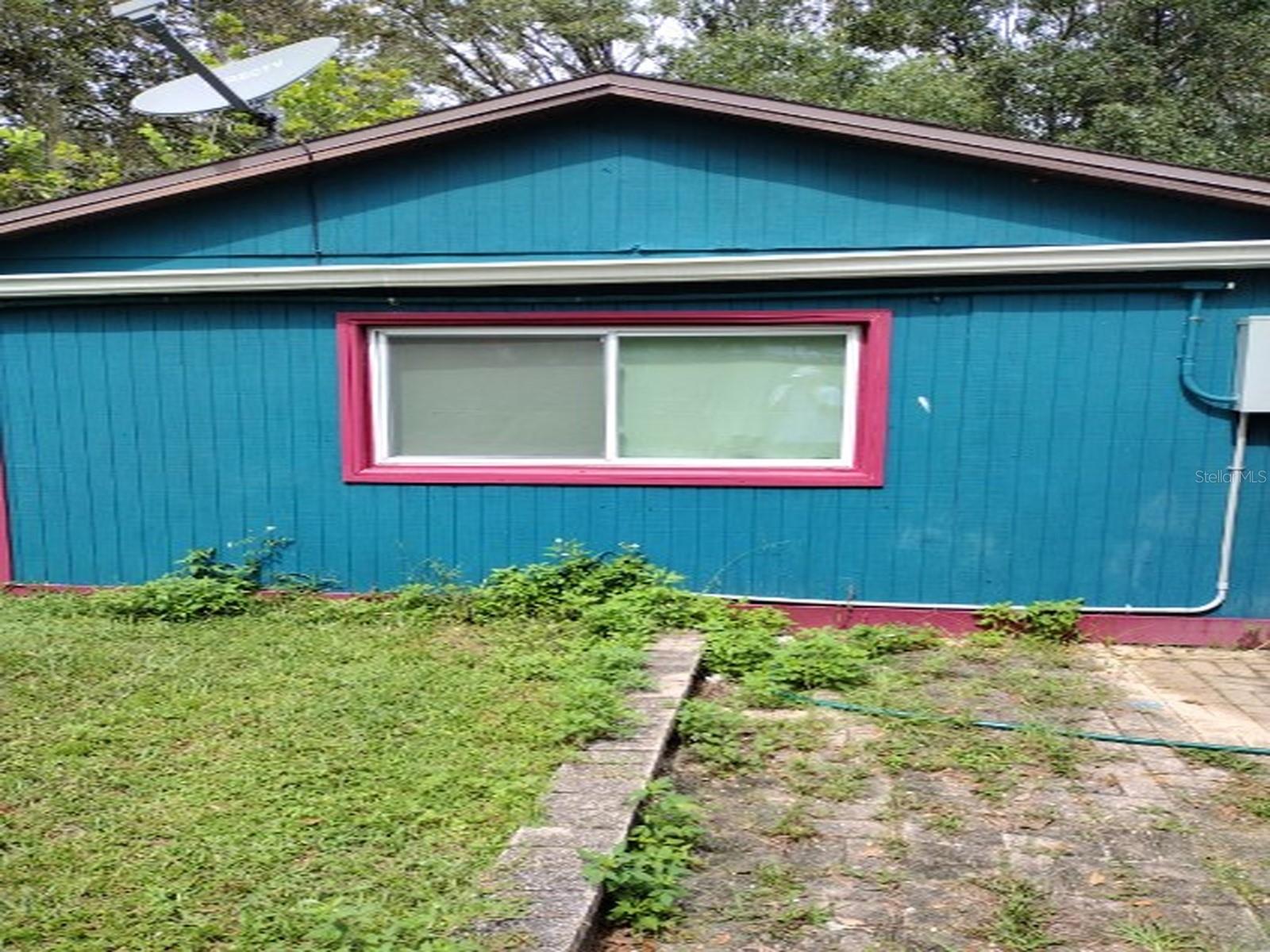 18334 SPENCER RD — photo 9