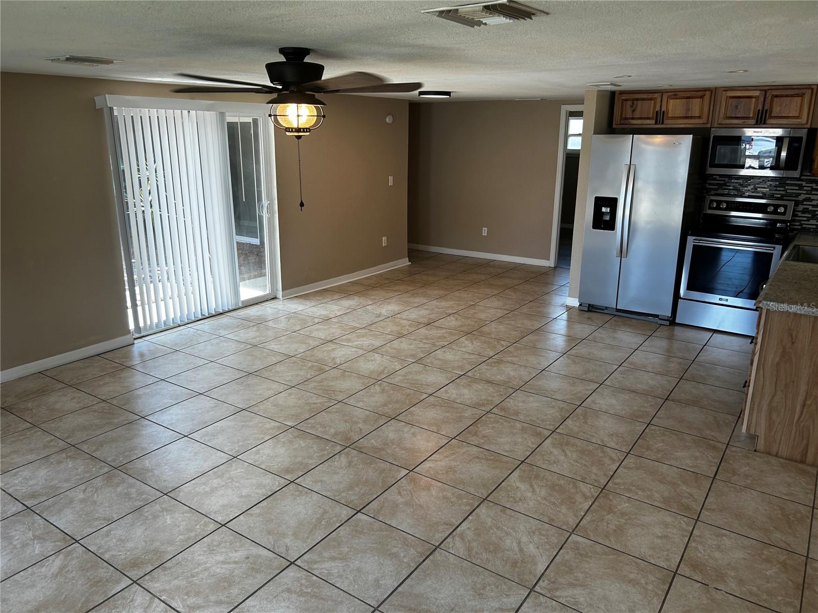 7335 GULF HIGHLANDS DR — photo 37