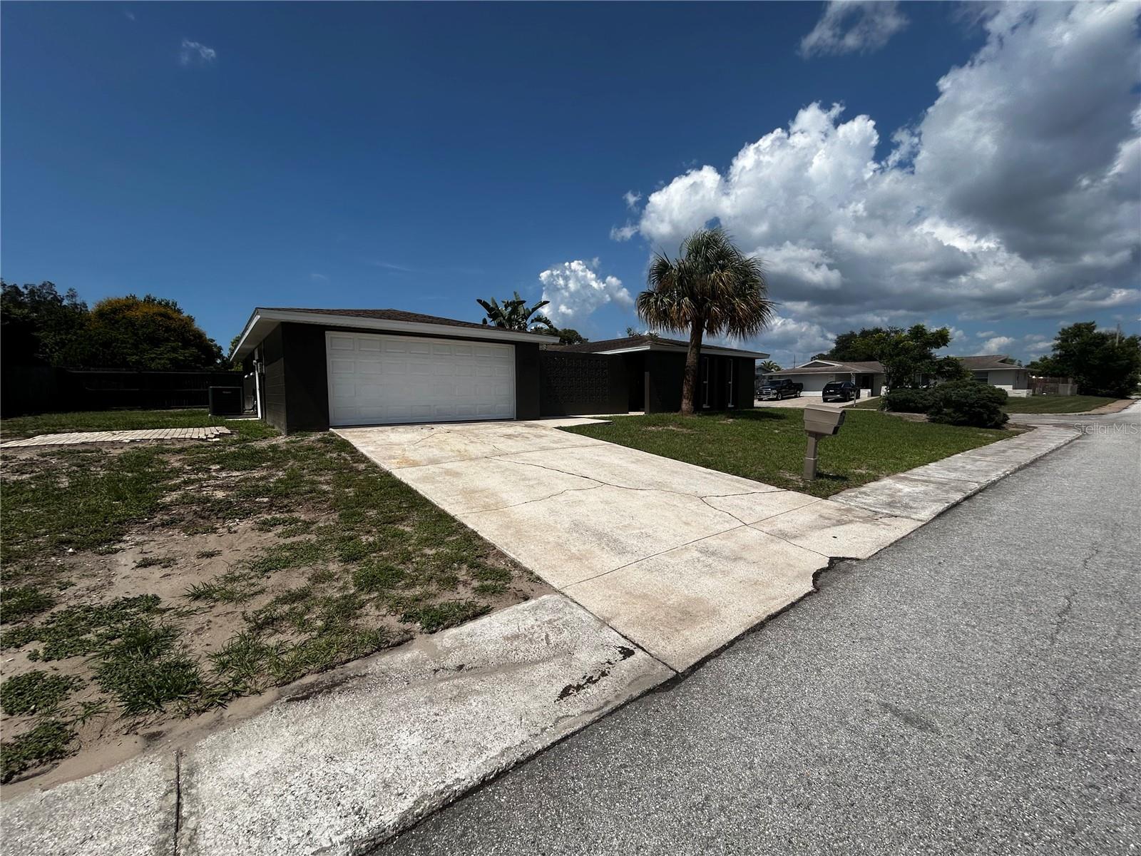 7335 GULF HIGHLANDS DR — photo 43