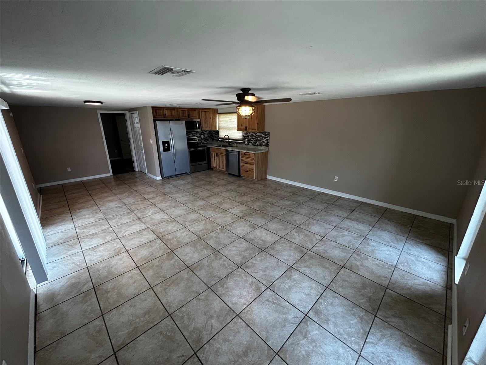 7335 GULF HIGHLANDS DR — photo 40