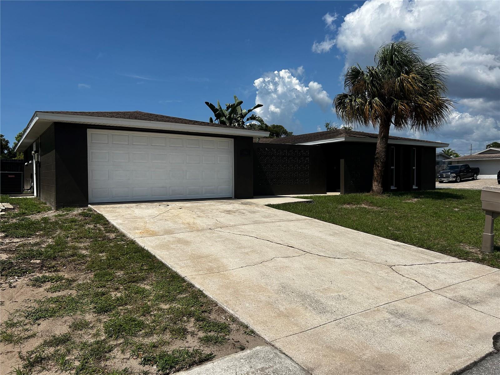 7335 GULF HIGHLANDS DR — photo 3