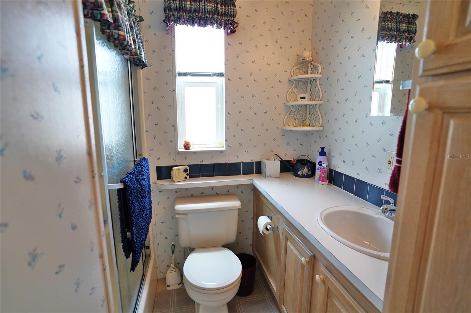 125 BROOKSHIRE DR — photo 15