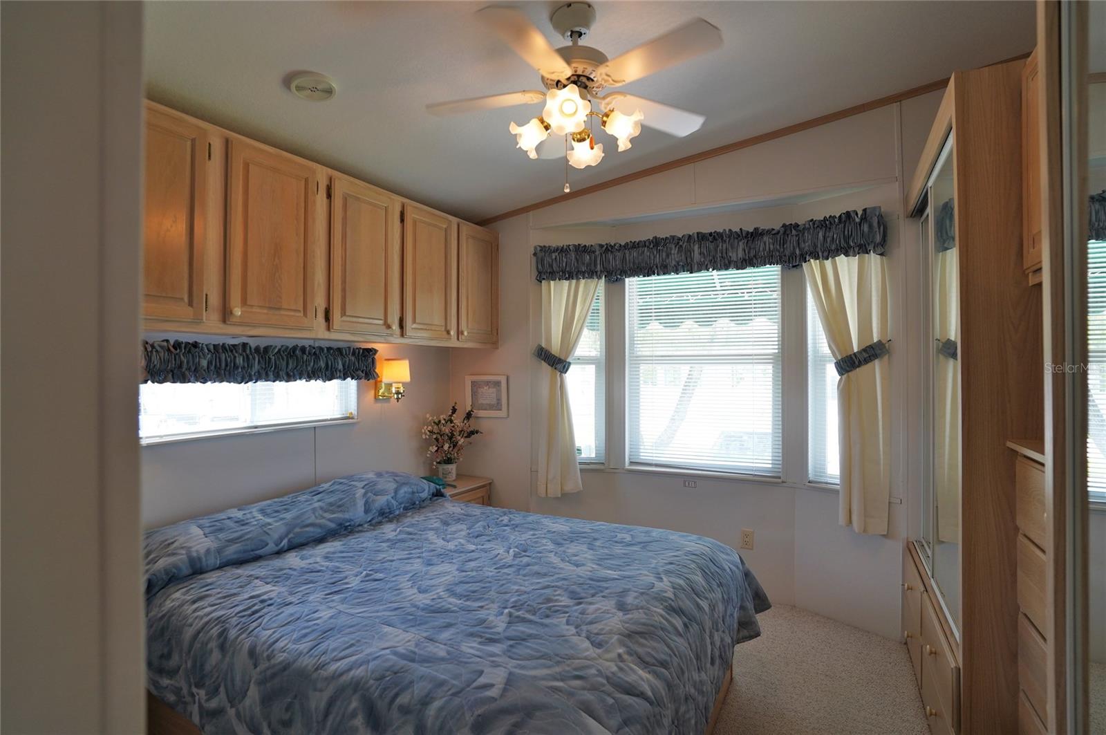 125 BROOKSHIRE DR — photo 16