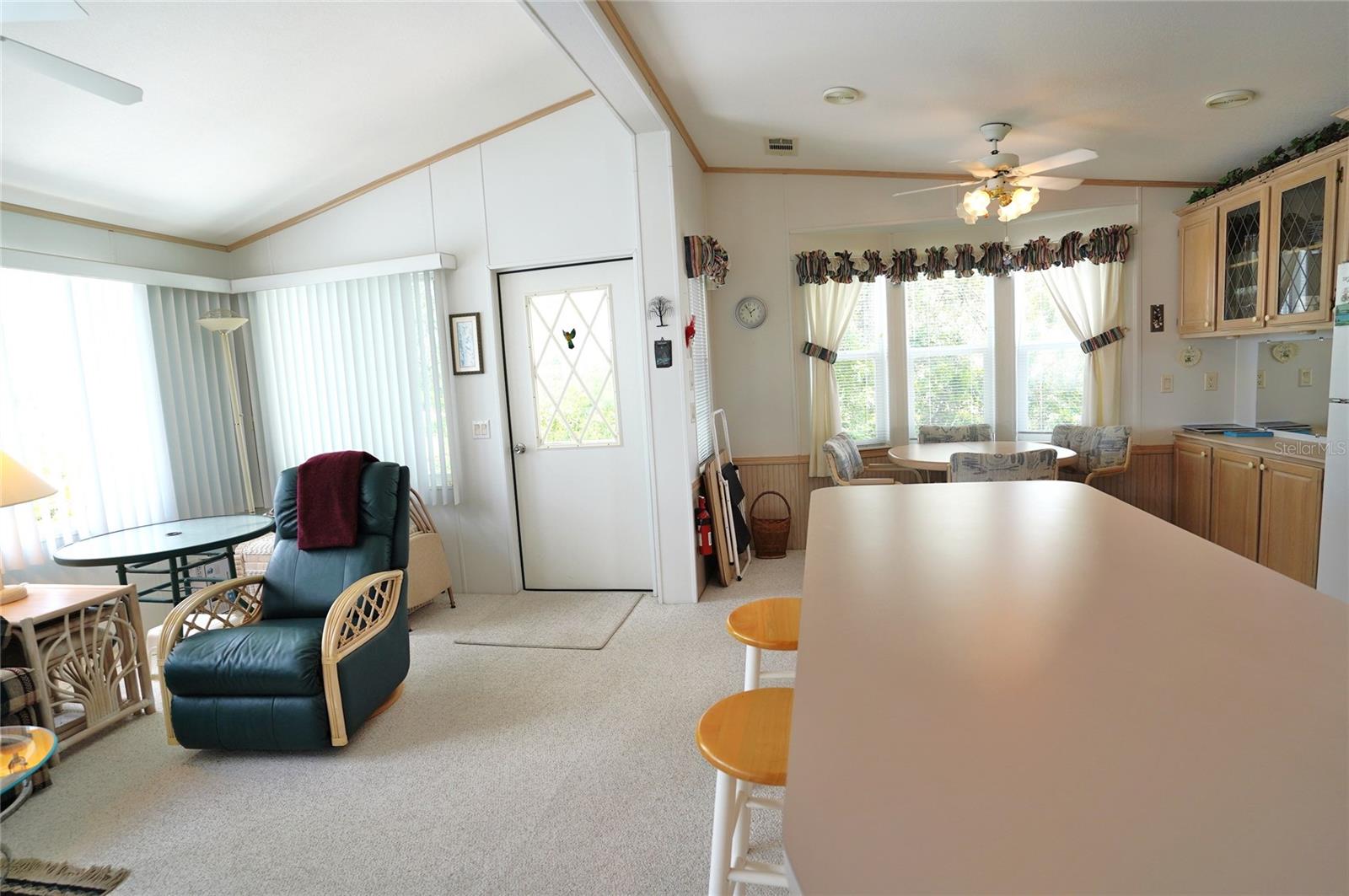 125 BROOKSHIRE DR — photo 12
