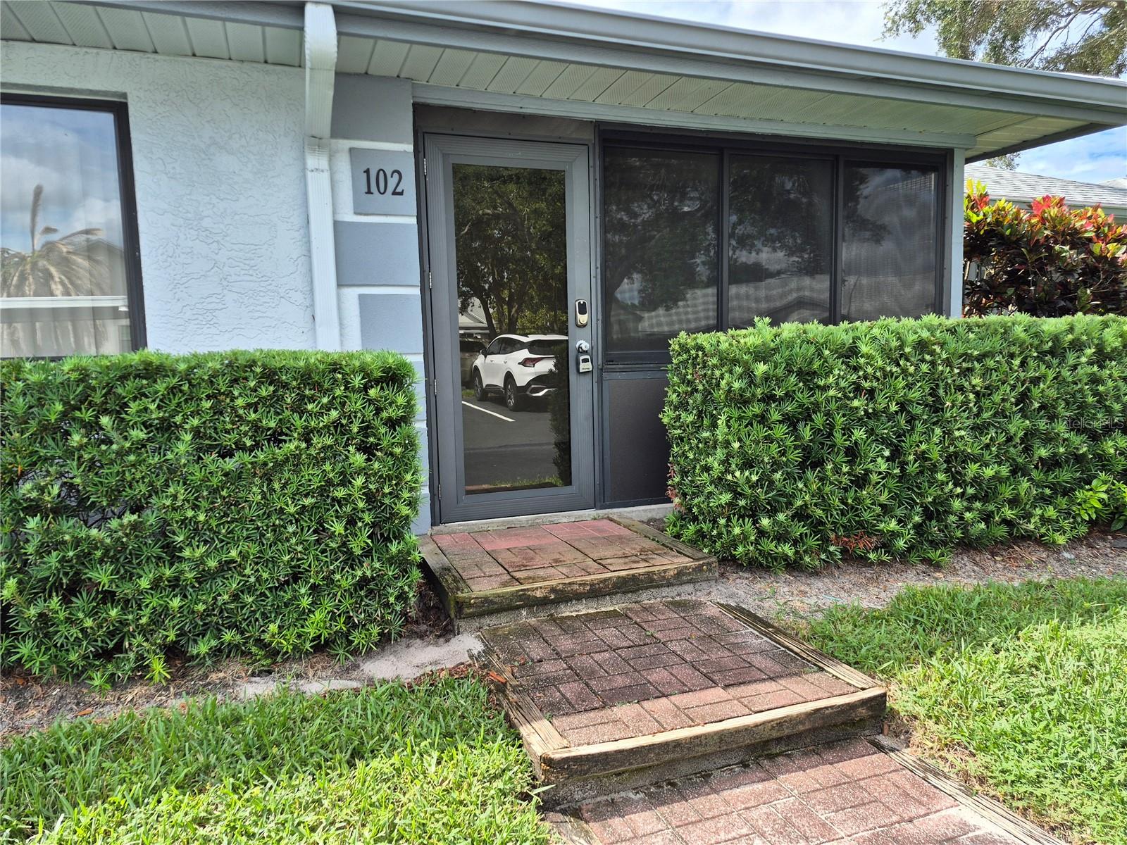 2721 COUNTRYSIDE BLVD #102 — photo 3