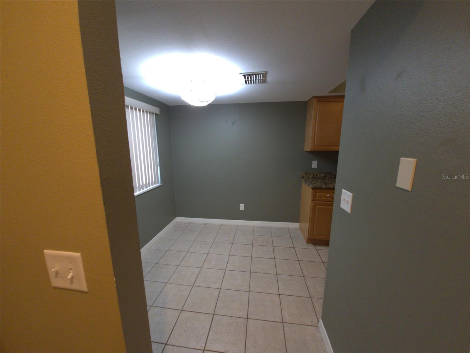 2721 COUNTRYSIDE BLVD #102 — photo 25