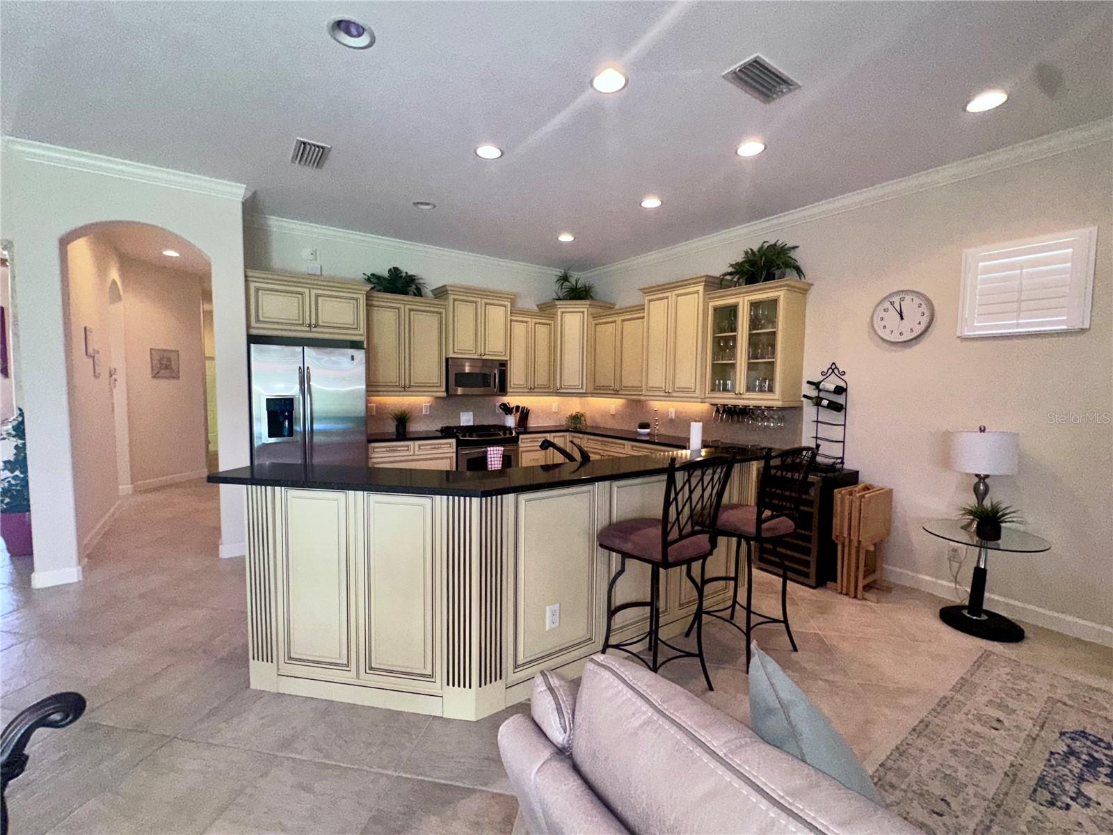 194 MONTELLUNA DR — photo 14