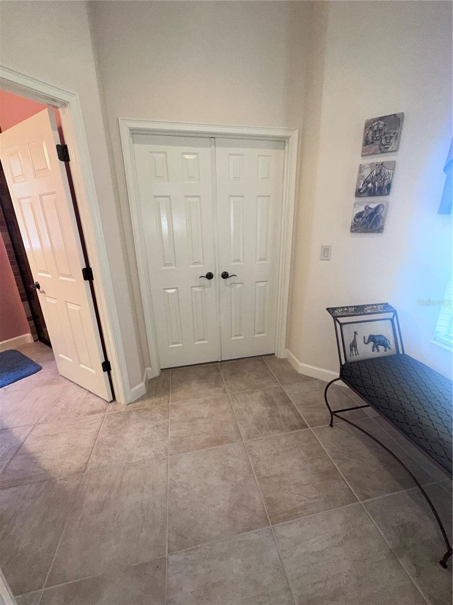194 MONTELLUNA DR — photo 39