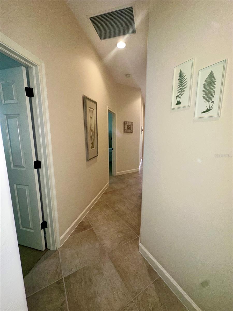 194 MONTELLUNA DR — photo 60