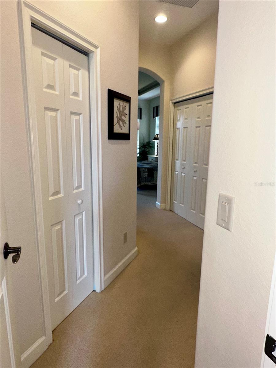194 MONTELLUNA DR — photo 23