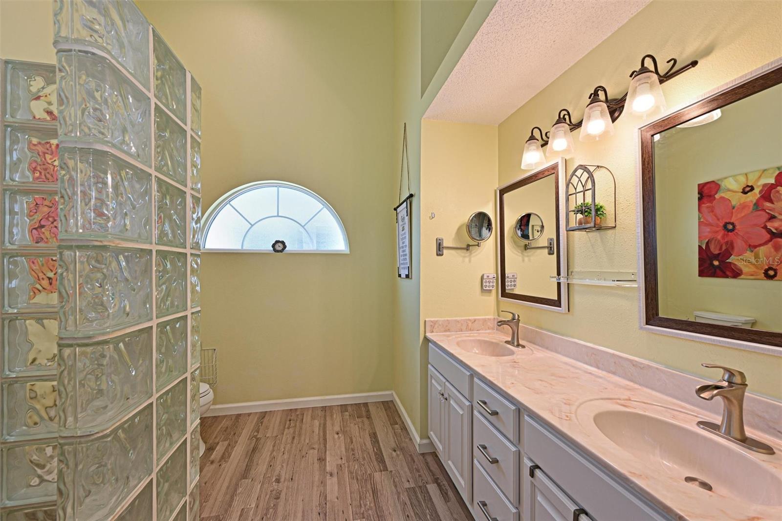 4427 MURFIELD DR E — photo 14