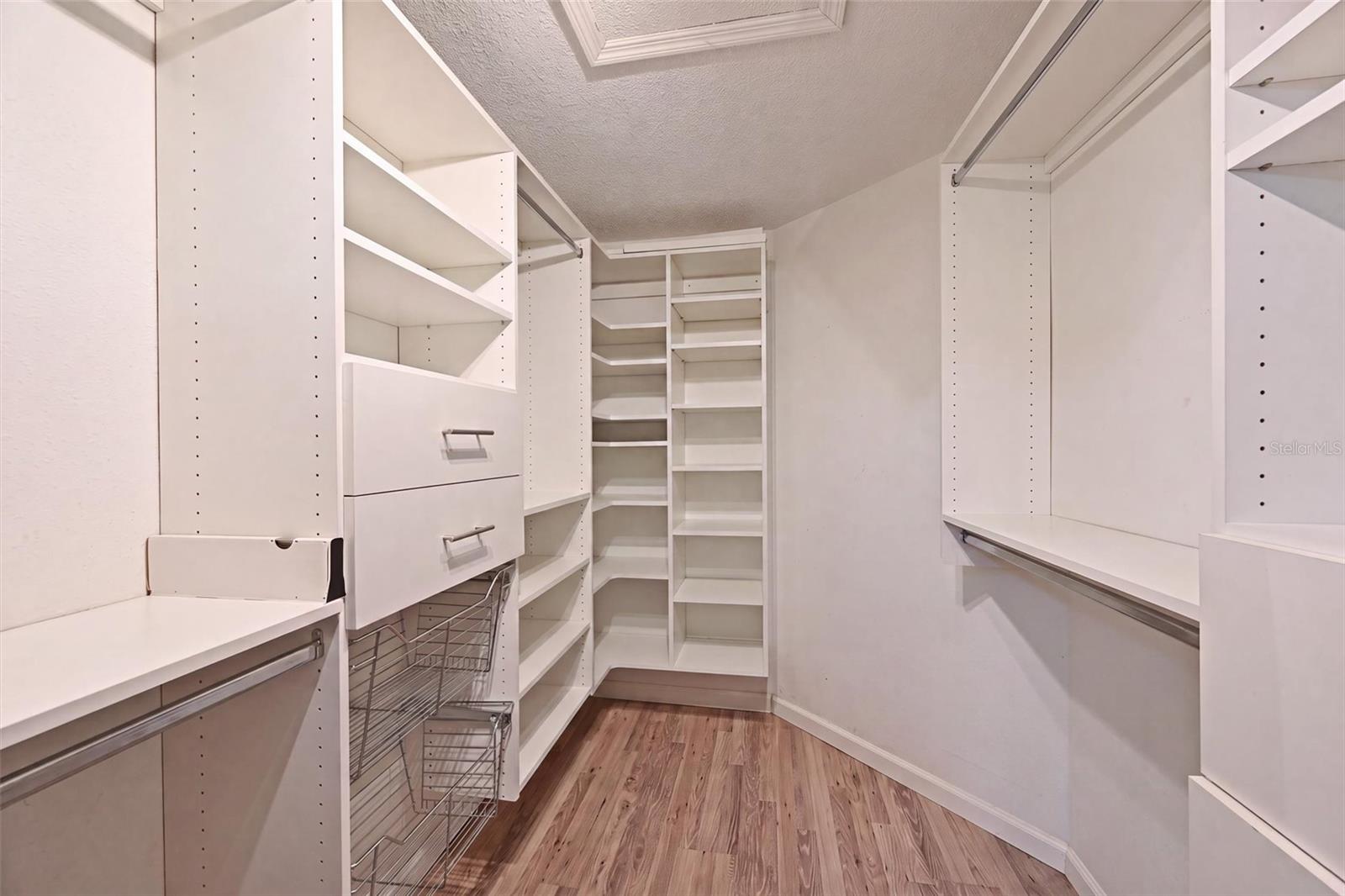 4427 MURFIELD DR E — photo 13