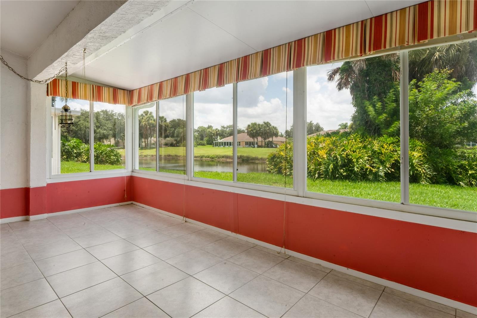 2208 WORTHINGTON GREENS DR #2208 — photo 35