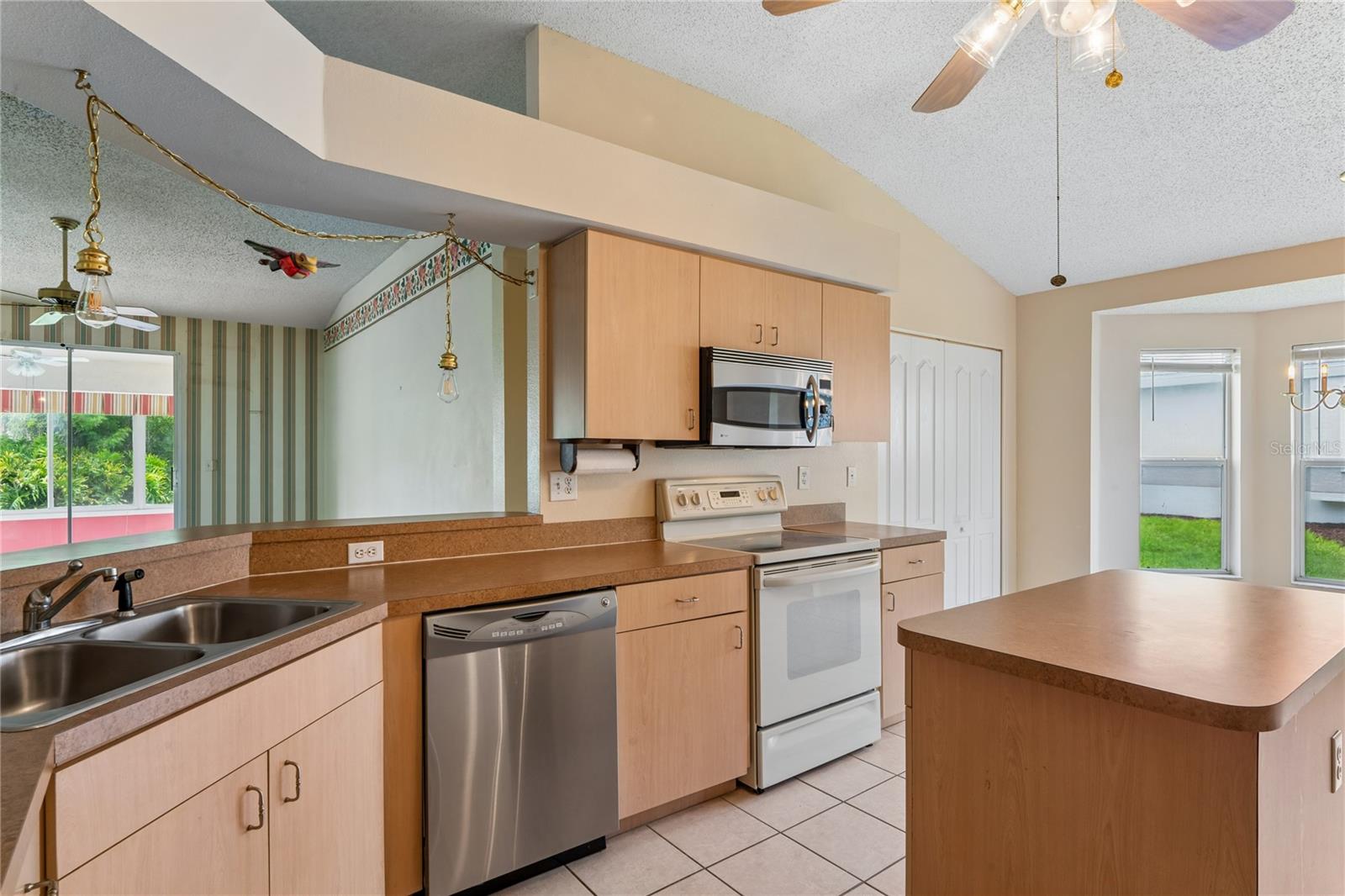2208 WORTHINGTON GREENS DR #2208 — photo 60