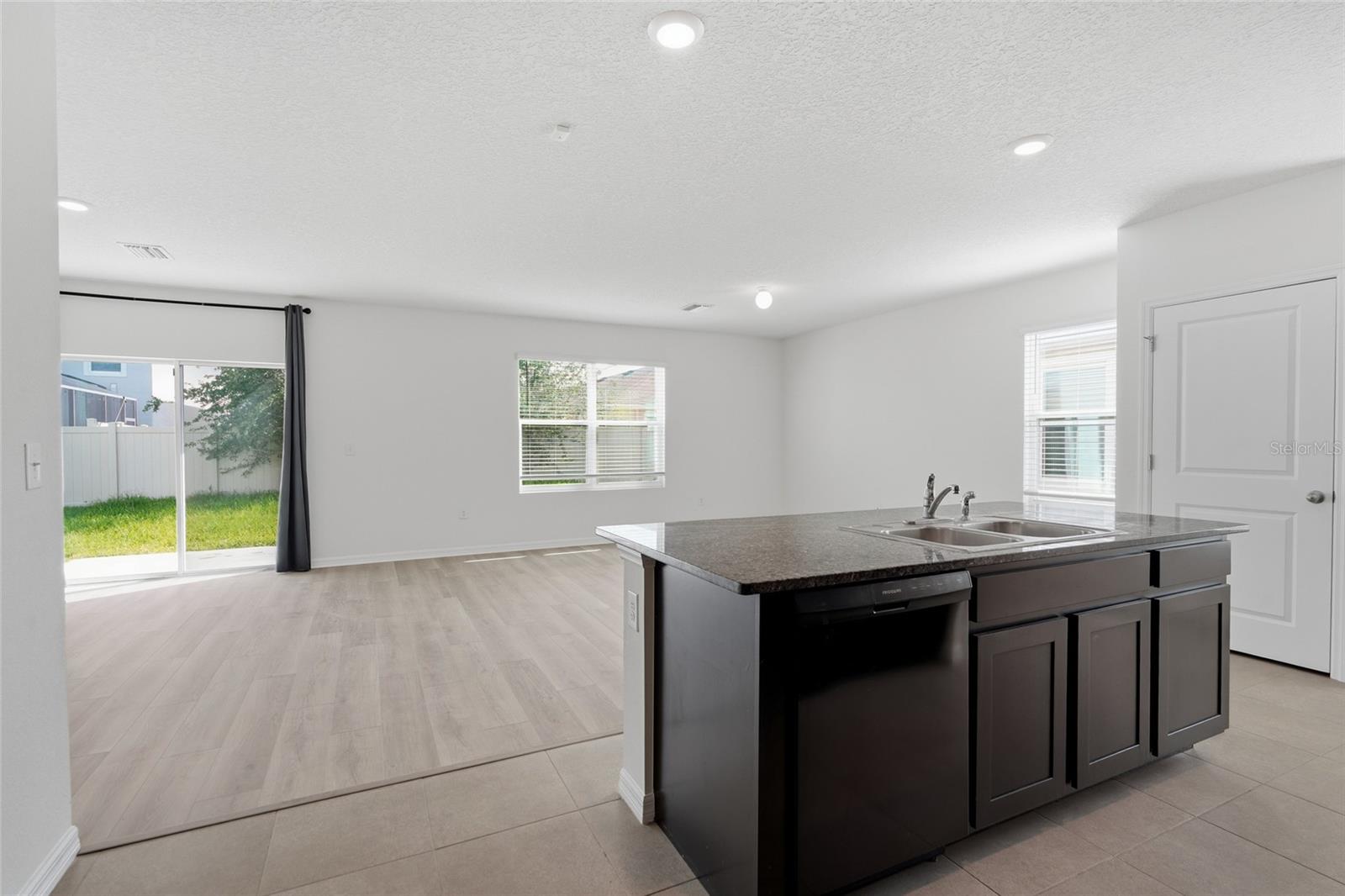 32745 PEZ LANDING LN — photo 10