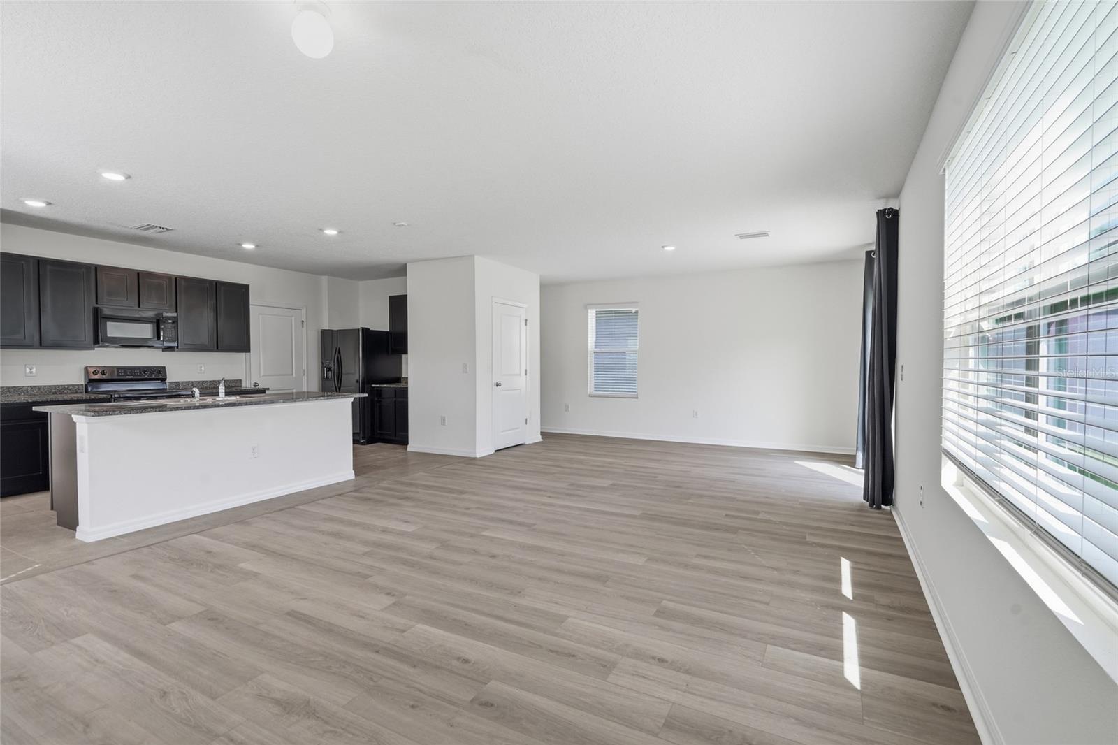 32745 PEZ LANDING LN — photo 12