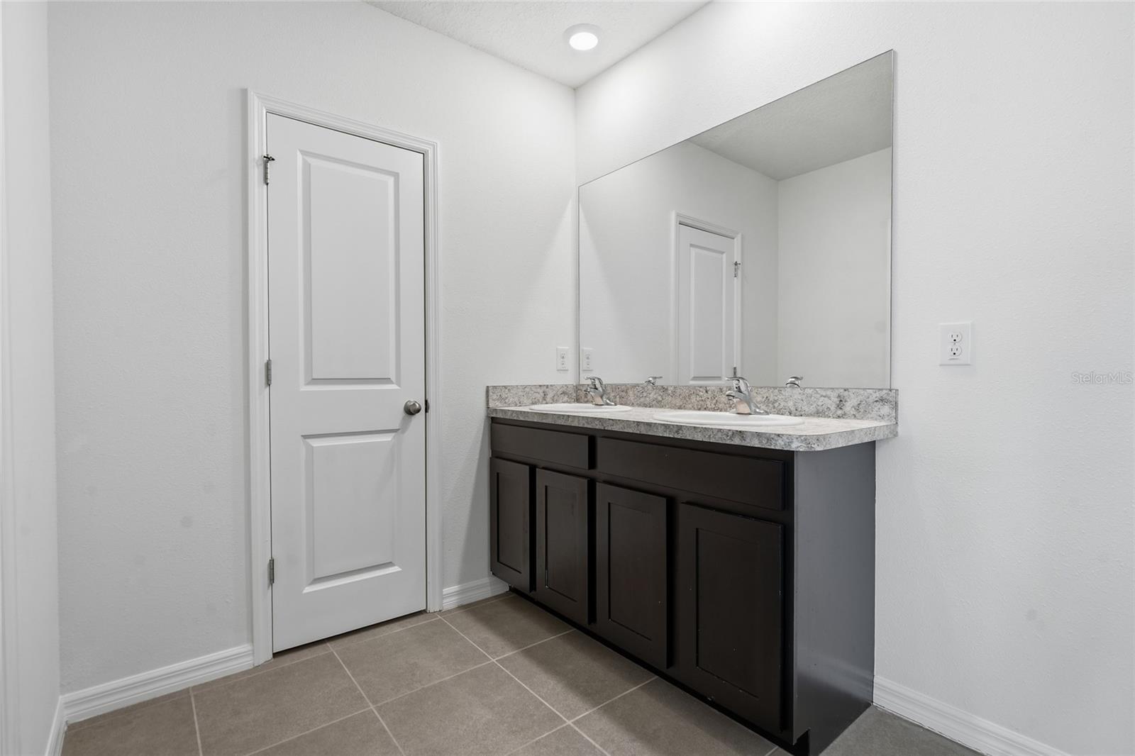 32745 PEZ LANDING LN — photo 27